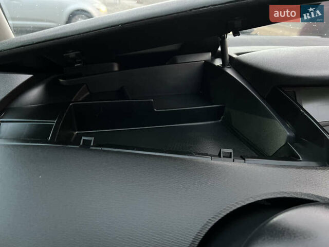 Черный Ситроен Гранд С4 Пикассо, объемом двигателя 1.6 л и пробегом 251 тыс. км за 6650 $, фото 42 на Automoto.ua