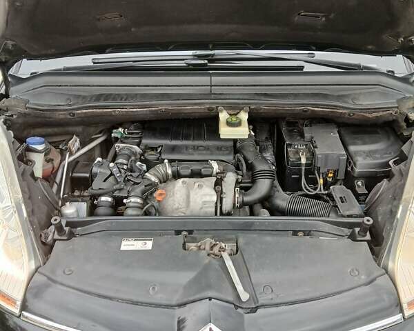 Чорний Сітроен Гранд С4 Пікассо, об'ємом двигуна 1.6 л та пробігом 234 тис. км за 6000 $, фото 26 на Automoto.ua