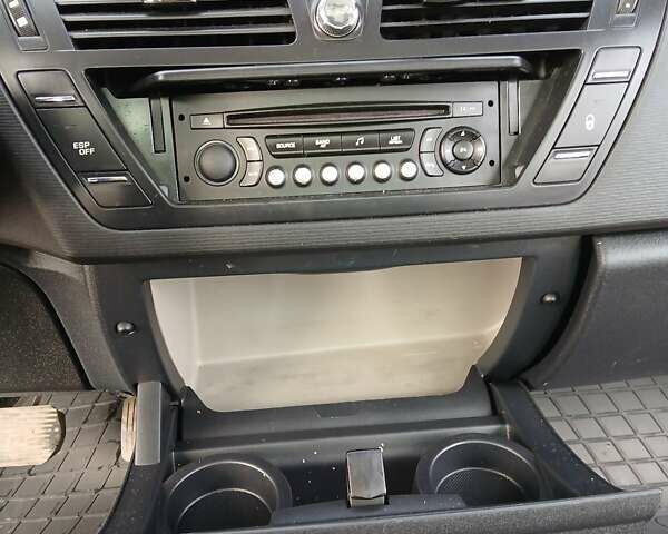 Черный Ситроен Гранд С4 Пикассо, объемом двигателя 1.6 л и пробегом 237 тыс. км за 5600 $, фото 29 на Automoto.ua