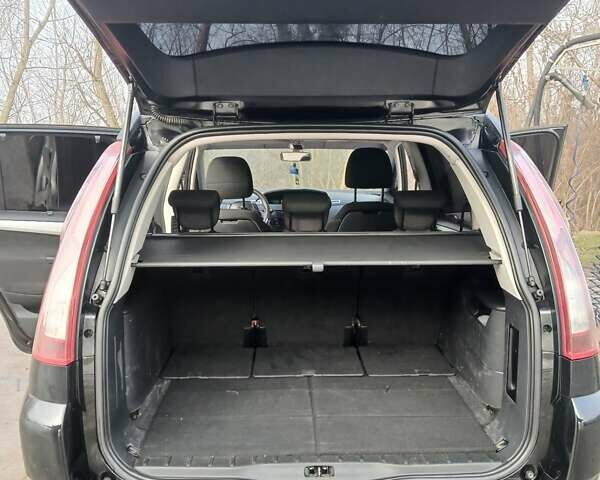 Черный Ситроен Гранд С4 Пикассо, объемом двигателя 1.6 л и пробегом 237 тыс. км за 5600 $, фото 34 на Automoto.ua