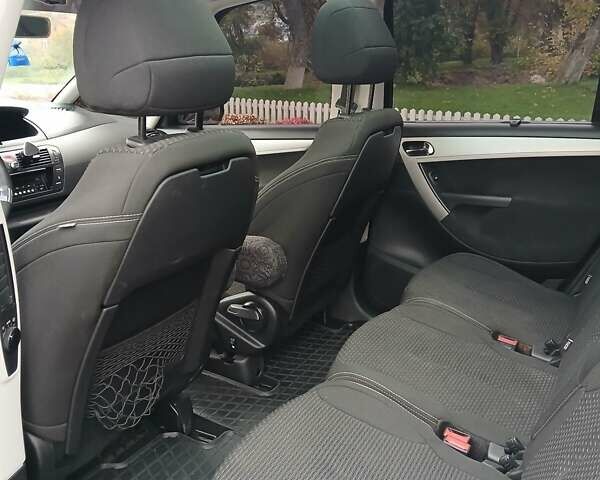 Чорний Сітроен Гранд С4 Пікассо, об'ємом двигуна 1.6 л та пробігом 234 тис. км за 6000 $, фото 28 на Automoto.ua