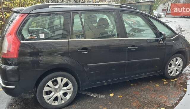 Черный Ситроен Гранд С4 Пикассо, объемом двигателя 1.6 л и пробегом 320 тыс. км за 8000 $, фото 2 на Automoto.ua