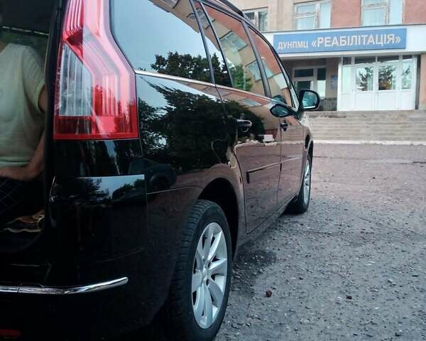 Чорний Сітроен Гранд С4 Пікассо, об'ємом двигуна 1.6 л та пробігом 215 тис. км за 9000 $, фото 8 на Automoto.ua