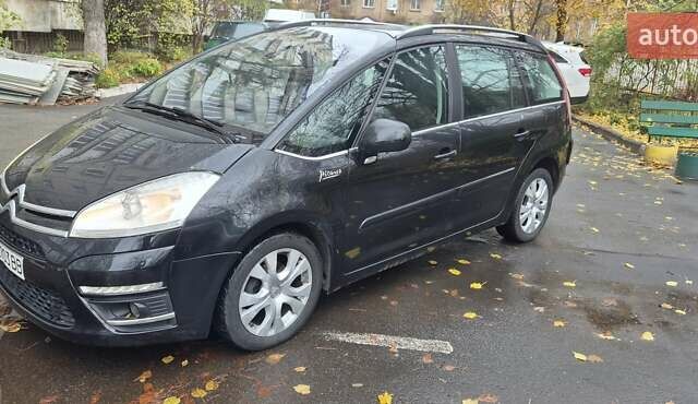 Черный Ситроен Гранд С4 Пикассо, объемом двигателя 1.6 л и пробегом 320 тыс. км за 8000 $, фото 1 на Automoto.ua