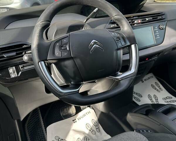 Черный Ситроен Гранд С4 Пикассо, объемом двигателя 1.6 л и пробегом 214 тыс. км за 8800 $, фото 14 на Automoto.ua