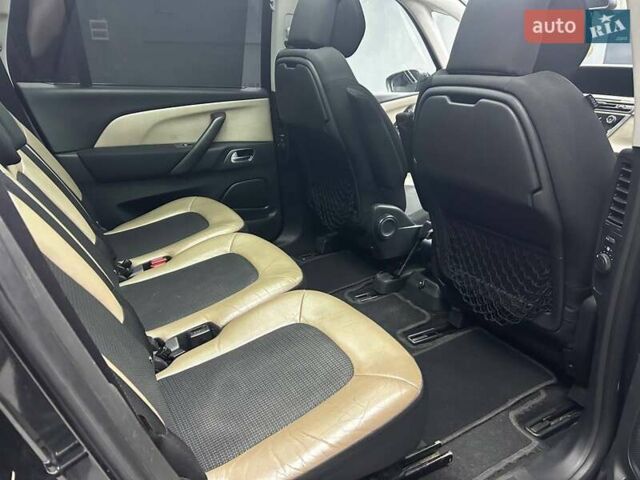 Черный Ситроен Гранд С4 Пикассо, объемом двигателя 1.56 л и пробегом 240 тыс. км за 10500 $, фото 6 на Automoto.ua