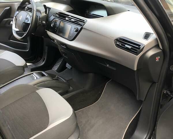 Чорний Сітроен Гранд С4 Пікассо, об'ємом двигуна 1.6 л та пробігом 218 тис. км за 10500 $, фото 28 на Automoto.ua