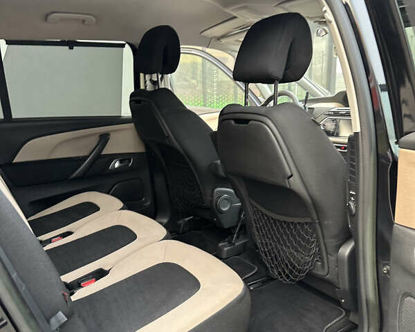 Черный Ситроен Гранд С4 Пикассо, объемом двигателя 2 л и пробегом 235 тыс. км за 12550 $, фото 29 на Automoto.ua