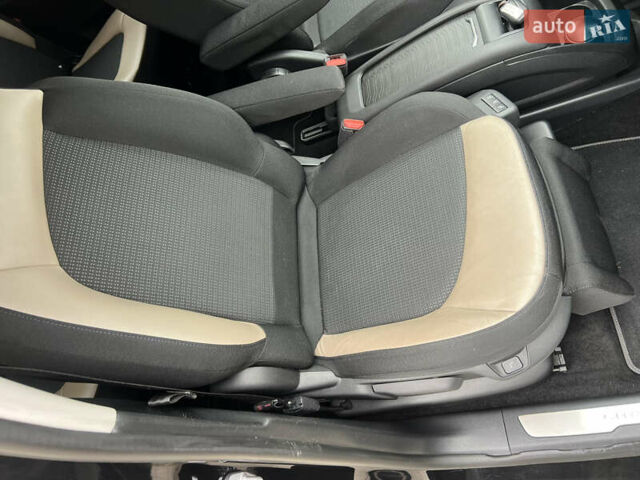 Чорний Сітроен Гранд С4 Пікассо, об'ємом двигуна 2 л та пробігом 173 тис. км за 13300 $, фото 69 на Automoto.ua