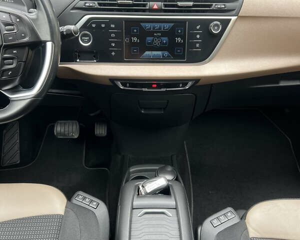 Чорний Сітроен Гранд С4 Пікассо, об'ємом двигуна 2 л та пробігом 173 тис. км за 13300 $, фото 55 на Automoto.ua