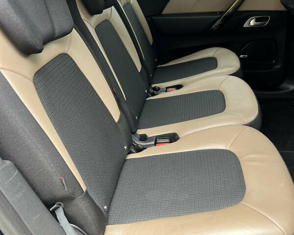 Чорний Сітроен Гранд С4 Пікассо, об'ємом двигуна 2 л та пробігом 173 тис. км за 13300 $, фото 75 на Automoto.ua