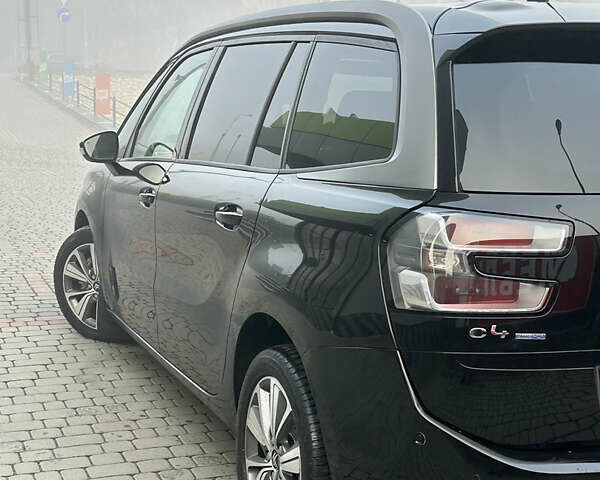 Черный Ситроен Гранд С4 Пикассо, объемом двигателя 2 л и пробегом 235 тыс. км за 12550 $, фото 4 на Automoto.ua