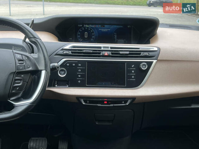 Чорний Сітроен Гранд С4 Пікассо, об'ємом двигуна 2 л та пробігом 173 тис. км за 13300 $, фото 58 на Automoto.ua