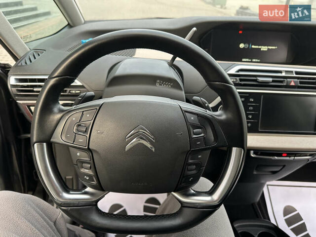 Черный Ситроен Гранд С4 Пикассо, объемом двигателя 2 л и пробегом 235 тыс. км за 12550 $, фото 36 на Automoto.ua