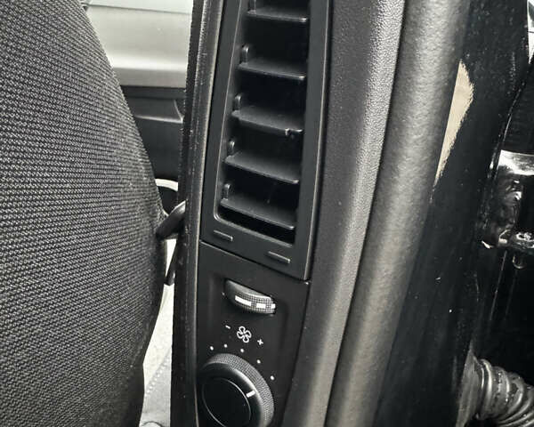 Чорний Сітроен Гранд С4 Пікассо, об'ємом двигуна 2 л та пробігом 271 тис. км за 9499 $, фото 15 на Automoto.ua