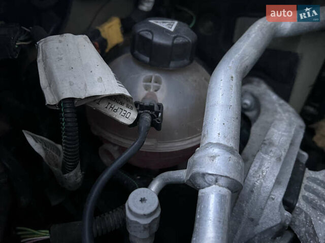 Сітроен Гранд С4 Пікассо 2015 у Львові на Automoto.ua Чорний Сітроен Гранд С4 Пікассо, об'ємом двигуна 1.6 л та пробігом 213 тис. км за 12300 $, фото 97 на Automoto.ua