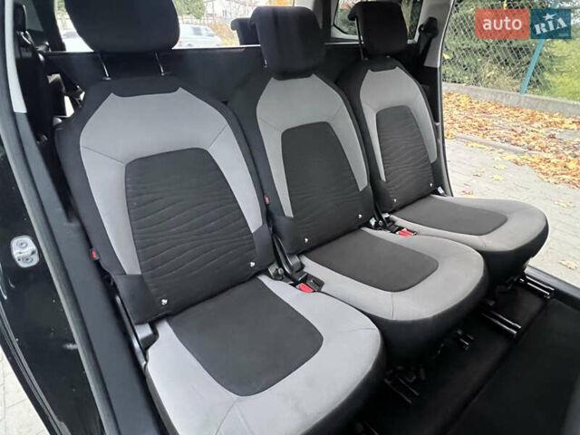 Сітроен Гранд С4 Пікассо 2015 у Львові на Automoto.ua Чорний Сітроен Гранд С4 Пікассо, об'ємом двигуна 1.6 л та пробігом 213 тис. км за 12300 $, фото 54 на Automoto.ua