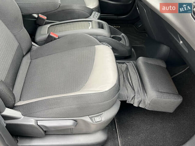 Чорний Сітроен Гранд С4 Пікассо, об'ємом двигуна 2 л та пробігом 240 тис. км за 13600 $, фото 62 на Automoto.ua