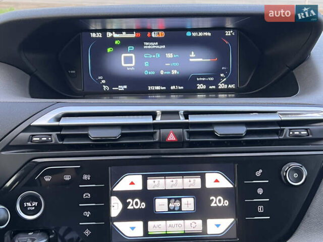 Сітроен Гранд С4 Пікассо 2015 у Львові на Automoto.ua Чорний Сітроен Гранд С4 Пікассо, об'ємом двигуна 1.6 л та пробігом 213 тис. км за 12300 $, фото 82 на Automoto.ua
