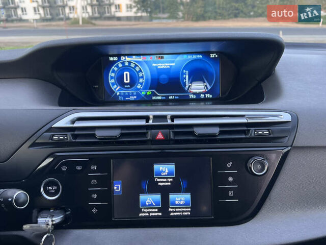 Сітроен Гранд С4 Пікассо 2015 у Львові на Automoto.ua Чорний Сітроен Гранд С4 Пікассо, об'ємом двигуна 1.6 л та пробігом 213 тис. км за 12300 $, фото 78 на Automoto.ua