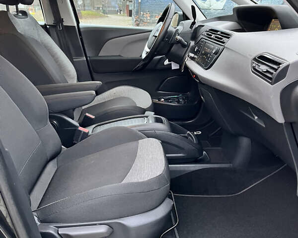 Черный Ситроен Гранд С4 Пикассо, объемом двигателя 1.56 л и пробегом 211 тыс. км за 14300 $, фото 18 на Automoto.ua