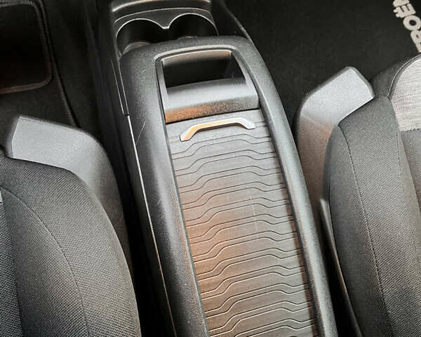 Черный Ситроен Гранд С4 Пикассо, объемом двигателя 1.56 л и пробегом 211 тыс. км за 14300 $, фото 21 на Automoto.ua