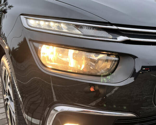 Черный Ситроен Гранд С4 Пикассо, объемом двигателя 1.56 л и пробегом 211 тыс. км за 14300 $, фото 16 на Automoto.ua