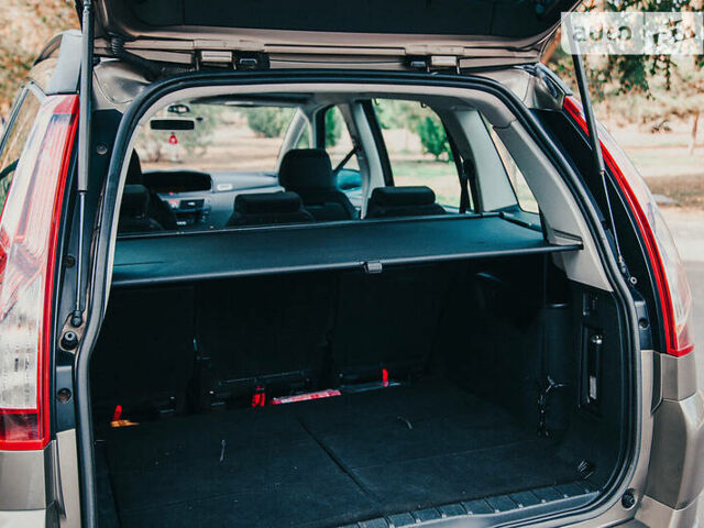 Коричневий Сітроен Гранд С4 Пікассо, об'ємом двигуна 2 л та пробігом 230 тис. км за 7100 $, фото 9 на Automoto.ua