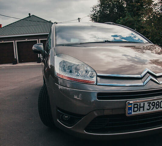 Коричневий Сітроен Гранд С4 Пікассо, об'ємом двигуна 2 л та пробігом 230 тис. км за 7100 $, фото 6 на Automoto.ua