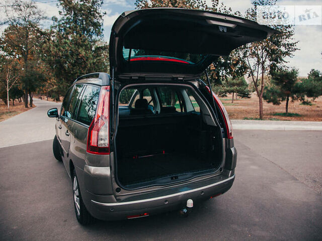 Коричневий Сітроен Гранд С4 Пікассо, об'ємом двигуна 2 л та пробігом 230 тис. км за 7100 $, фото 23 на Automoto.ua