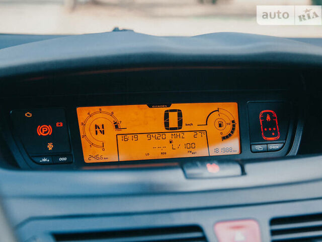 Коричневий Сітроен Гранд С4 Пікассо, об'ємом двигуна 2 л та пробігом 230 тис. км за 7100 $, фото 30 на Automoto.ua