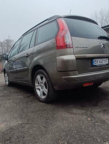 Коричневый Ситроен Гранд С4 Пикассо, объемом двигателя 1.6 л и пробегом 186 тыс. км за 4600 $, фото 9 на Automoto.ua