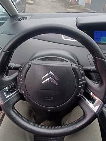 Коричневый Ситроен Гранд С4 Пикассо, объемом двигателя 1.6 л и пробегом 186 тыс. км за 4600 $, фото 18 на Automoto.ua