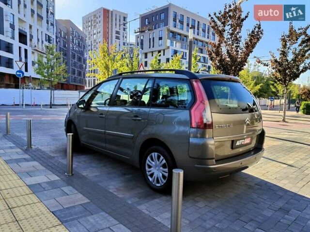Коричневый Ситроен Гранд С4 Пикассо, объемом двигателя 1.6 л и пробегом 224 тыс. км за 3990 $, фото 10 на Automoto.ua