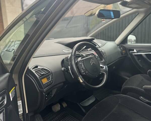 Коричневий Сітроен Гранд С4 Пікассо, об'ємом двигуна 1.6 л та пробігом 345 тис. км за 5900 $, фото 5 на Automoto.ua