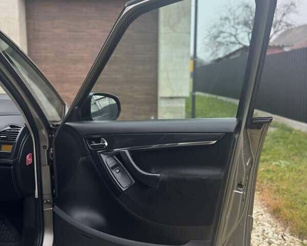 Коричневий Сітроен Гранд С4 Пікассо, об'ємом двигуна 1.6 л та пробігом 345 тис. км за 5900 $, фото 7 на Automoto.ua