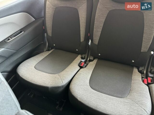 Коричневый Ситроен Гранд С4 Пикассо, объемом двигателя 1.6 л и пробегом 176 тыс. км за 12600 $, фото 21 на Automoto.ua