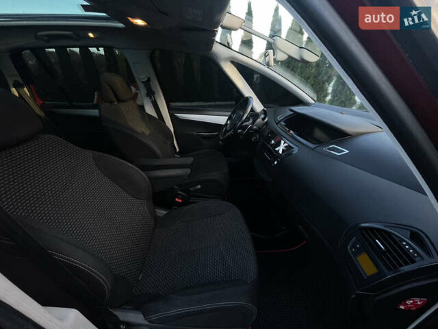 Ситроен Гранд С4 Пикассо 2006 в Надворной на Automoto.ua Красный Ситроен Гранд С4 Пикассо, объемом двигателя 1.56 л и пробегом 215 тыс. км за 6350 $, фото 30 на Automoto.ua