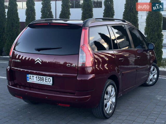 Красный Ситроен Гранд С4 Пикассо, объемом двигателя 1.56 л и пробегом 215 тыс. км за 5999 $, фото 7 на Automoto.ua