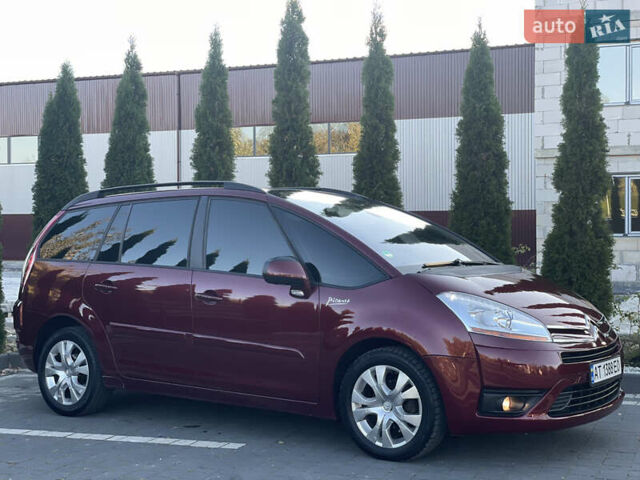 Красный Ситроен Гранд С4 Пикассо, объемом двигателя 1.56 л и пробегом 217 тыс. км за 5999 $, фото 24 на Automoto.ua