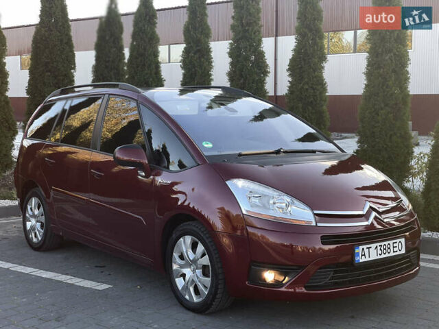 Красный Ситроен Гранд С4 Пикассо, объемом двигателя 1.56 л и пробегом 217 тыс. км за 5999 $, фото 13 на Automoto.ua