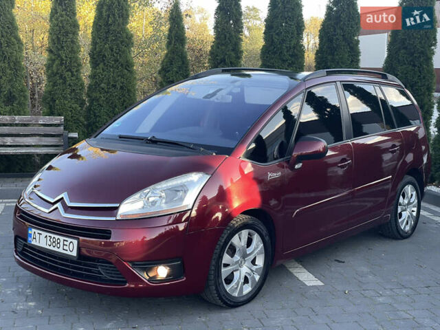 Красный Ситроен Гранд С4 Пикассо, объемом двигателя 1.56 л и пробегом 215 тыс. км за 5999 $, фото 17 на Automoto.ua