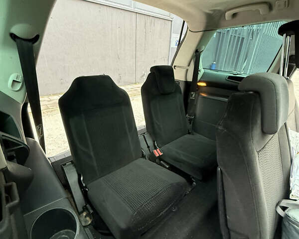 Красный Ситроен Гранд С4 Пикассо, объемом двигателя 1.56 л и пробегом 299 тыс. км за 6200 $, фото 15 на Automoto.ua