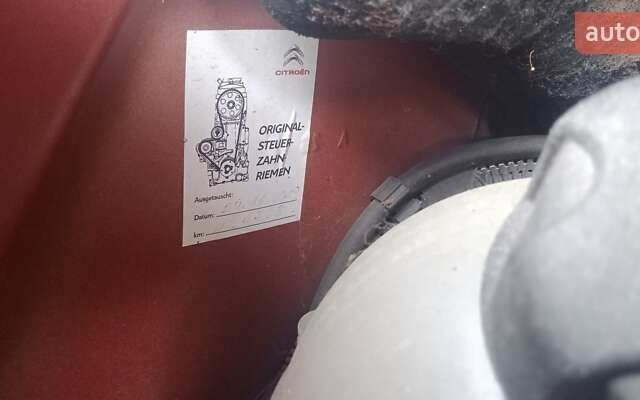 Червоний Сітроен Гранд С4 Пікассо, об'ємом двигуна 2 л та пробігом 300 тис. км за 7997 $, фото 103 на Automoto.ua