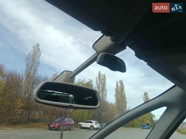 Ситроен Гранд С4 Пикассо 2012 в Черткове на Automoto.ua Красный Ситроен Гранд С4 Пикассо, объемом двигателя 2 л и пробегом 300 тыс. км за 7997 $, фото 98 на Automoto.ua