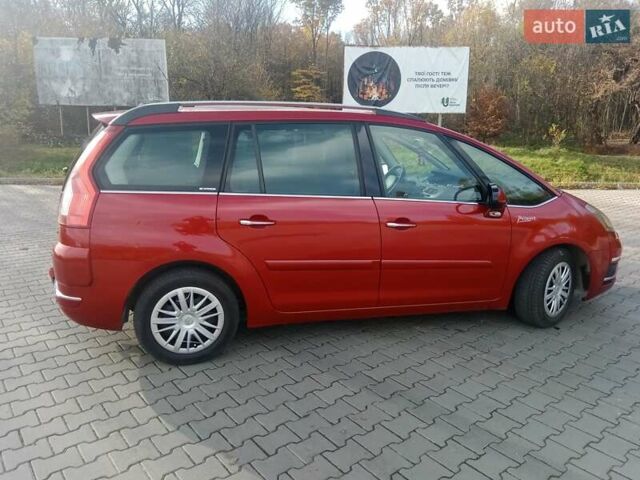 Червоний Сітроен Гранд С4 Пікассо, об'ємом двигуна 2 л та пробігом 300 тис. км за 7997 $, фото 12 на Automoto.ua