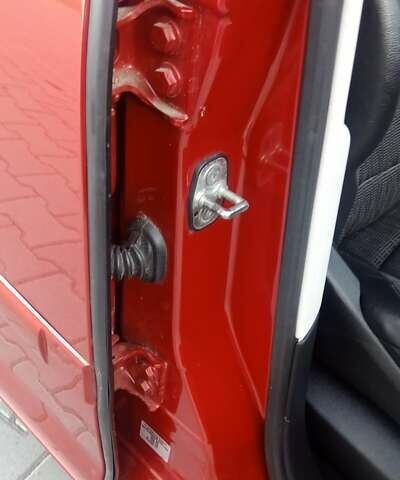 Ситроен Гранд С4 Пикассо 2012 в Черткове на Automoto.ua Красный Ситроен Гранд С4 Пикассо, объемом двигателя 2 л и пробегом 300 тыс. км за 7997 $, фото 71 на Automoto.ua