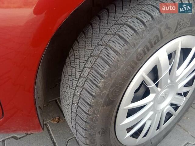 Ситроен Гранд С4 Пикассо 2012 в Черткове на Automoto.ua Красный Ситроен Гранд С4 Пикассо, объемом двигателя 2 л и пробегом 300 тыс. км за 7997 $, фото 49 на Automoto.ua