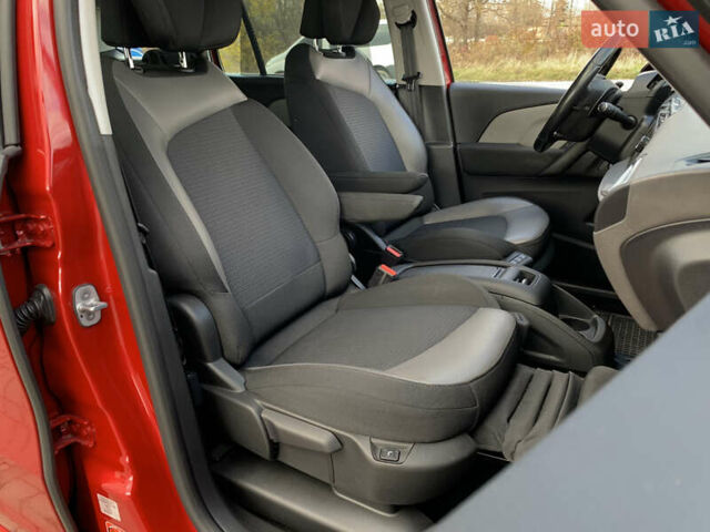Червоний Сітроен Гранд С4 Пікассо, об'ємом двигуна 1.6 л та пробігом 91 тис. км за 12899 $, фото 36 на Automoto.ua