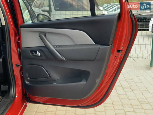 Червоний Сітроен Гранд С4 Пікассо, об'ємом двигуна 1.6 л та пробігом 91 тис. км за 12899 $, фото 31 на Automoto.ua